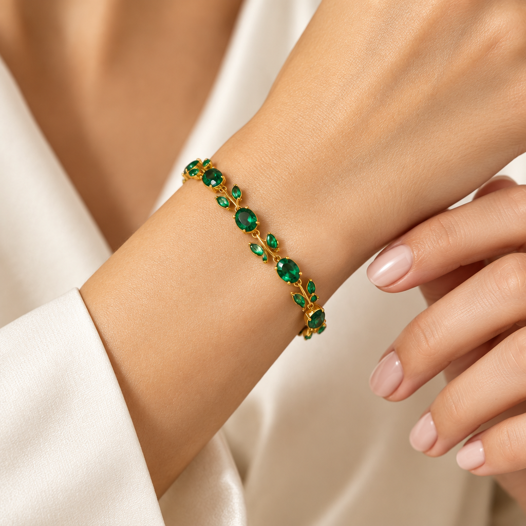 Botanical Emerald Tulip Bracelet — 18K Gold Plated Anti-Tarnish