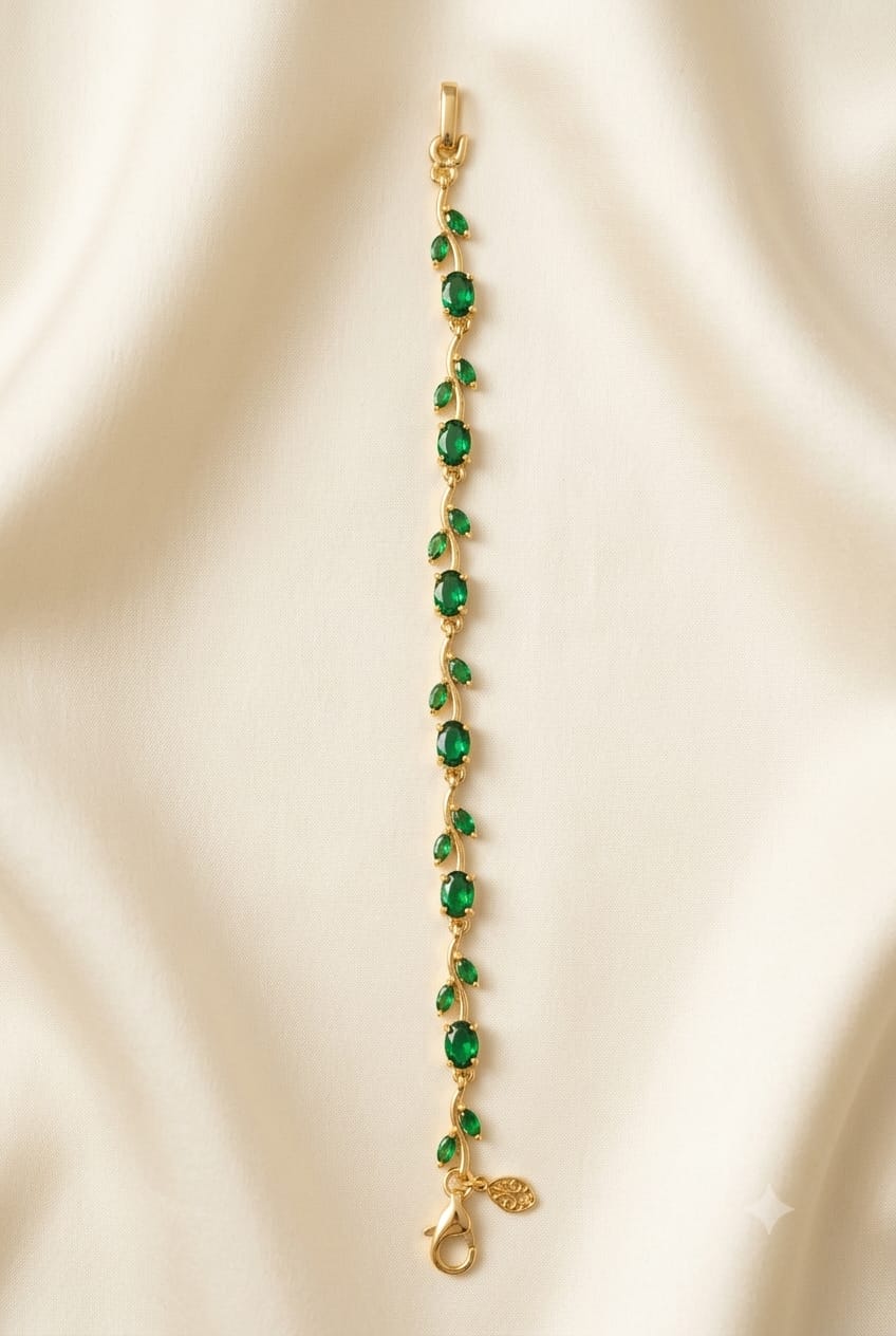 Botanical Emerald Tulip Bracelet — 18K Gold Plated Anti-Tarnish