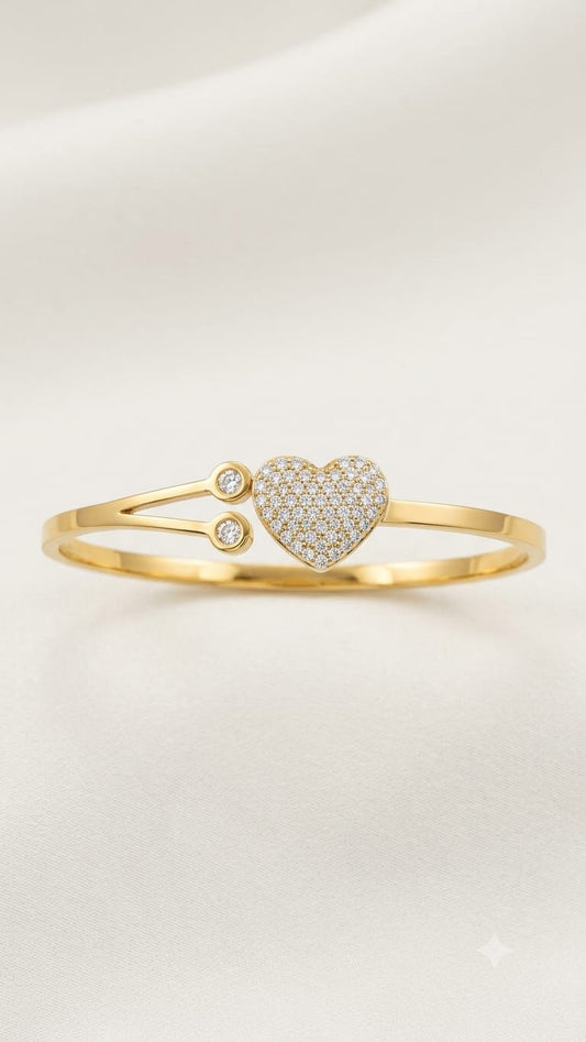 Pavé Crystal Heart Open Cuff — 18K Gold Plated Anti-Tarnish